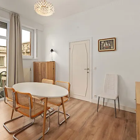 Kolonel - & Lichtrijk App Aan Zee 4p Apartment